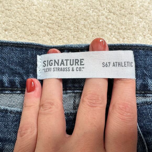 Levi's Signature: S67 Athletic Medium Blue Jeans - Picture 3 of 9